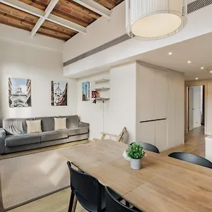 https://friendly-rentals-boqueria.topbarcelonahotels.com